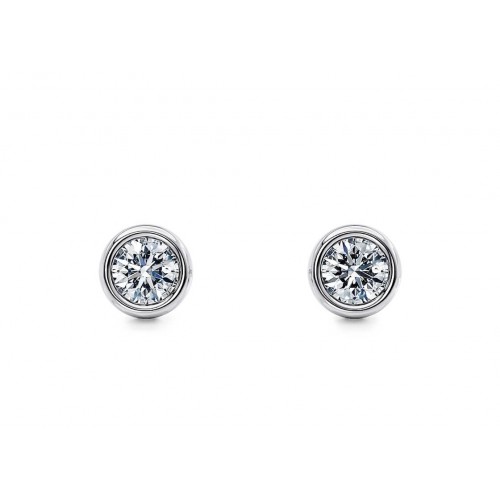 18k Bezel Set Studs Earrings 																